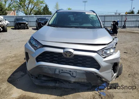 2020 Toyota Rav4 Le z USA, uszkodzony, nr VIN 2T3F1RFV1LC112533